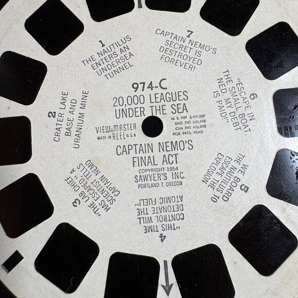 Vintage View-Master Reel 974-C 20000 Leagues Under The Sea Captain Nemos Final A - Picture 2 of 3